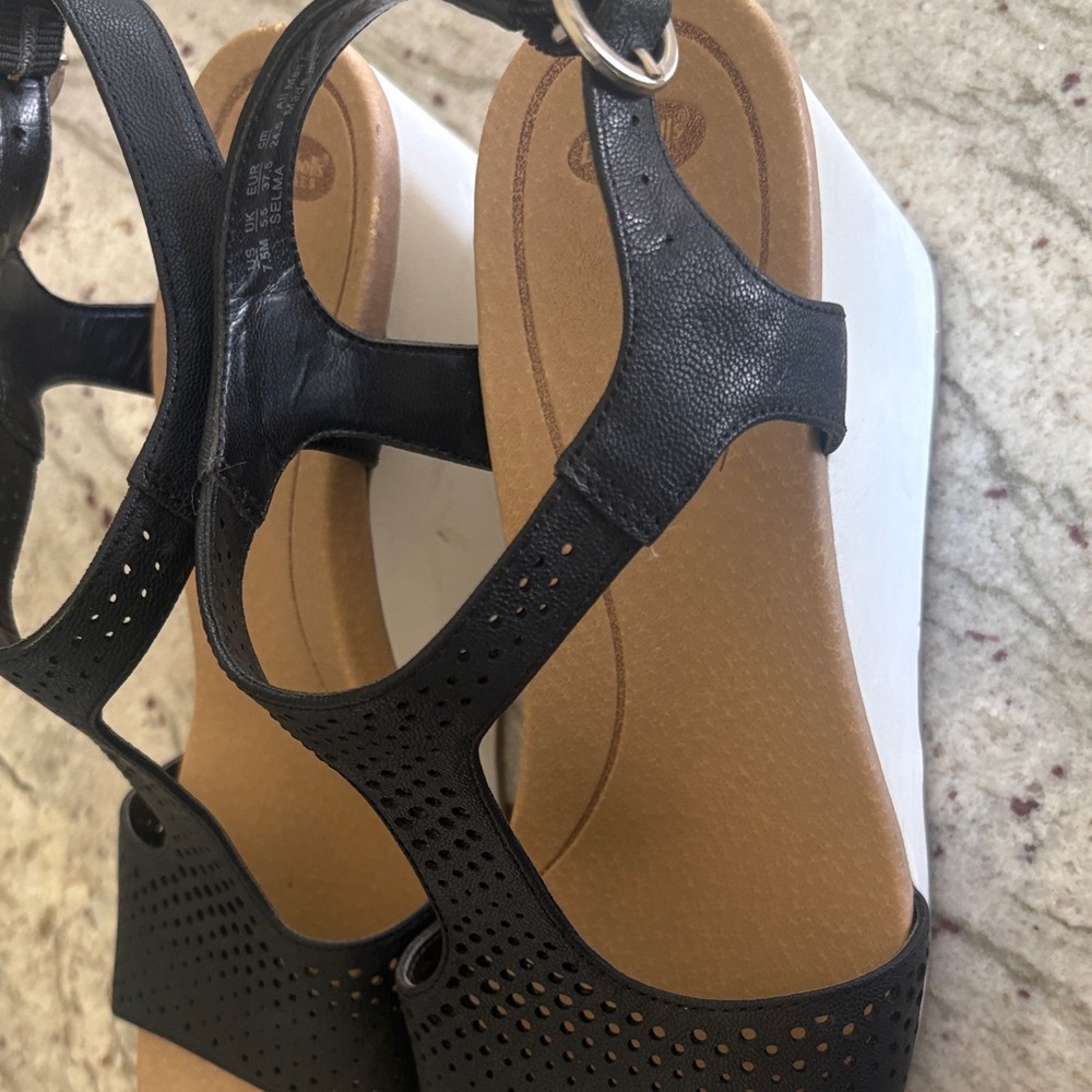 Dr. Scholl's Black and White Wedge Sandals